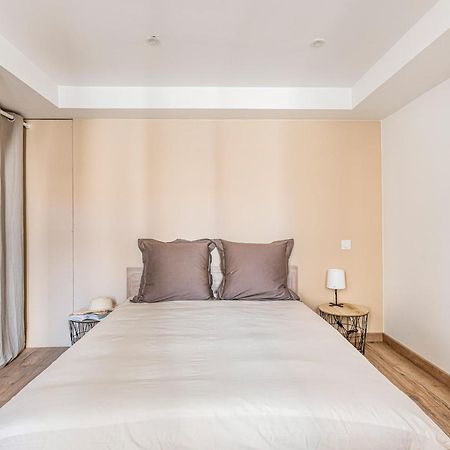 Charmant & Spacieux Appartement En Coeur De Ville Сент Етиен Екстериор снимка